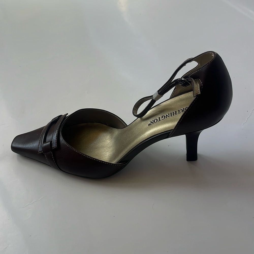 Worthington Leather Heel pump. Size 8.5m
